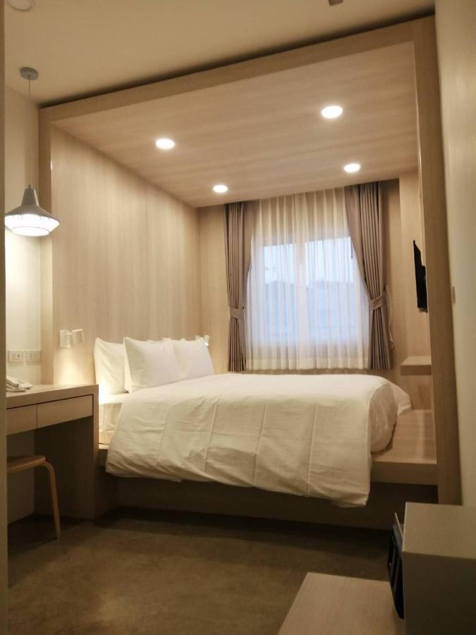 Nappiness Hotel - Sha Extraplus Bangkok Exterior photo