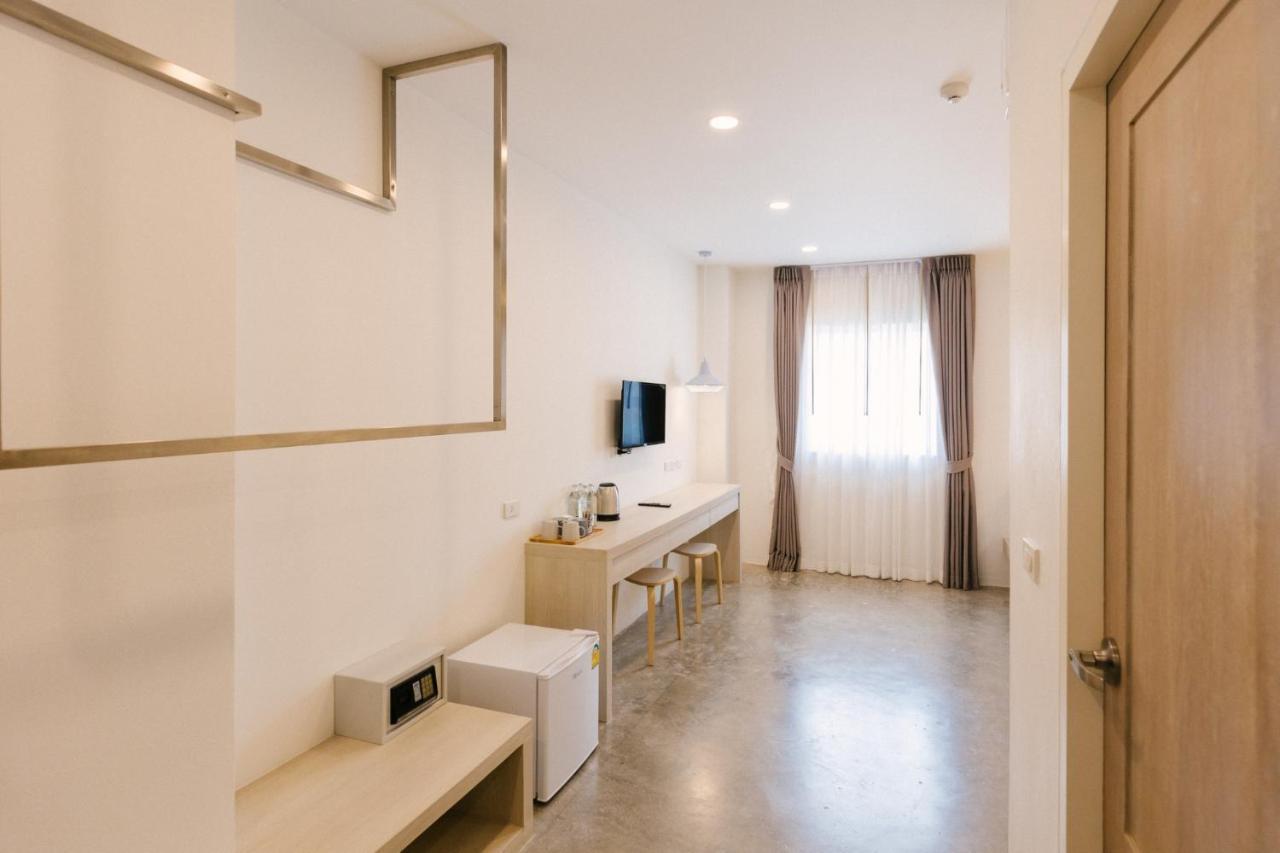 Nappiness Hotel - Sha Extraplus Bangkok Exterior photo