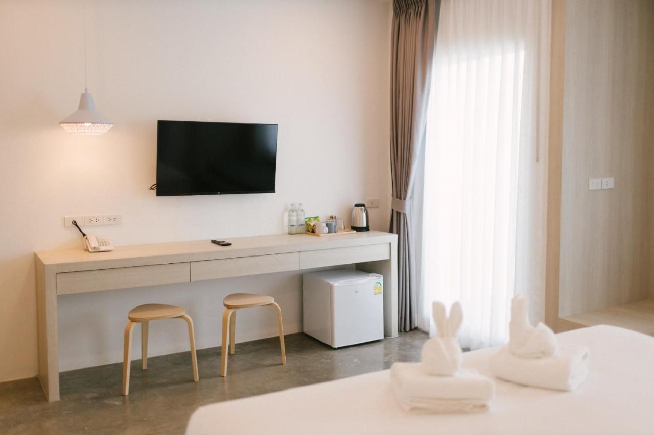 Nappiness Hotel - Sha Extraplus Bangkok Exterior photo