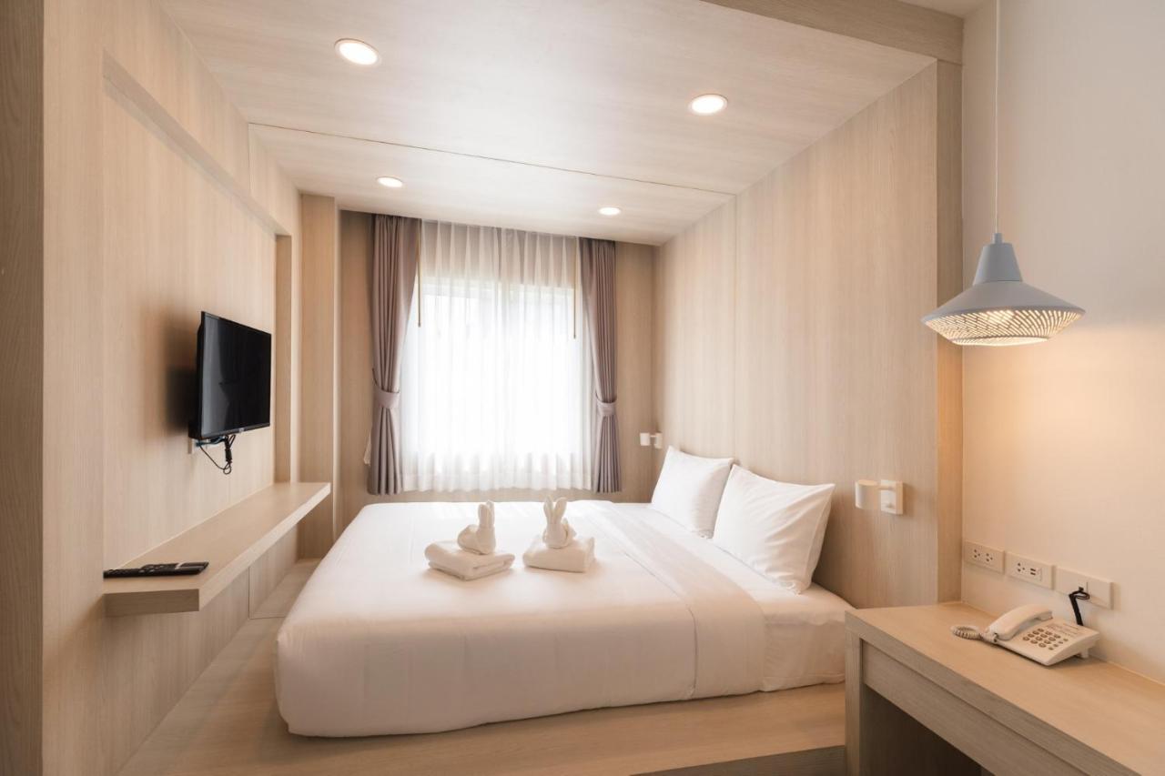 Nappiness Hotel - Sha Extraplus Bangkok Exterior photo