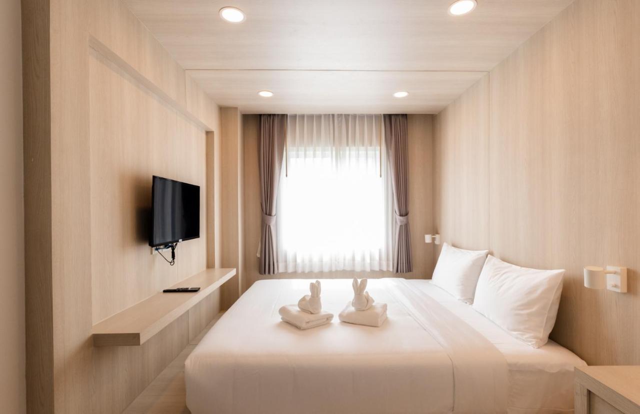 Nappiness Hotel - Sha Extraplus Bangkok Exterior photo