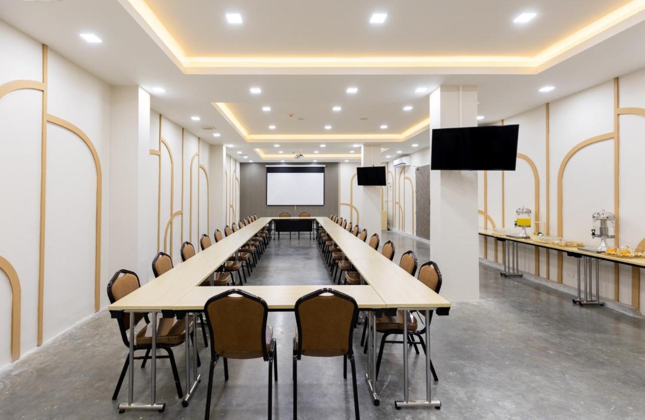 Nappiness Hotel - Sha Extraplus Bangkok Exterior photo